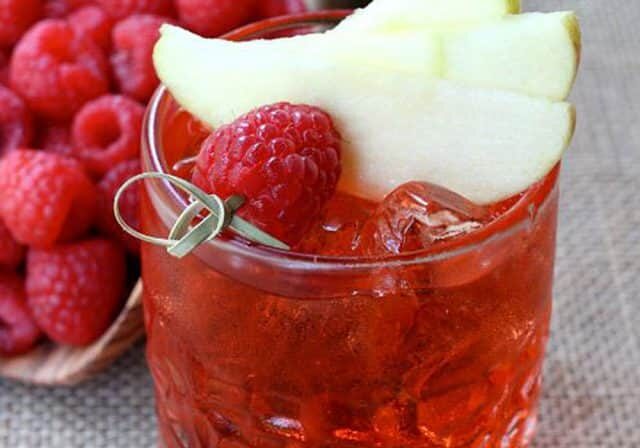 Cider raspberry cocktail